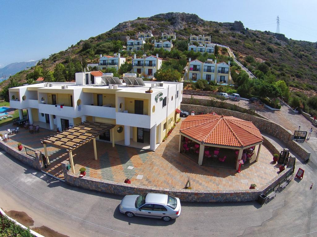 Golden Villas - Hotel Apartments & Villas 헐소니소스 외부 사진