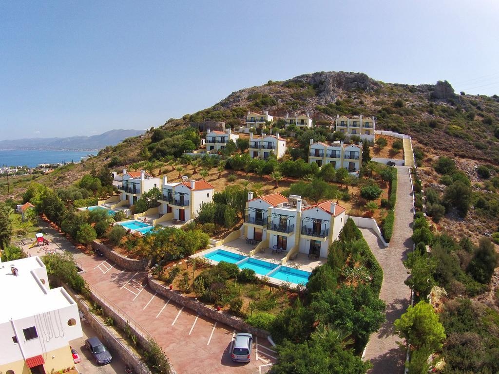 Golden Villas - Hotel Apartments & Villas 헐소니소스 외부 사진
